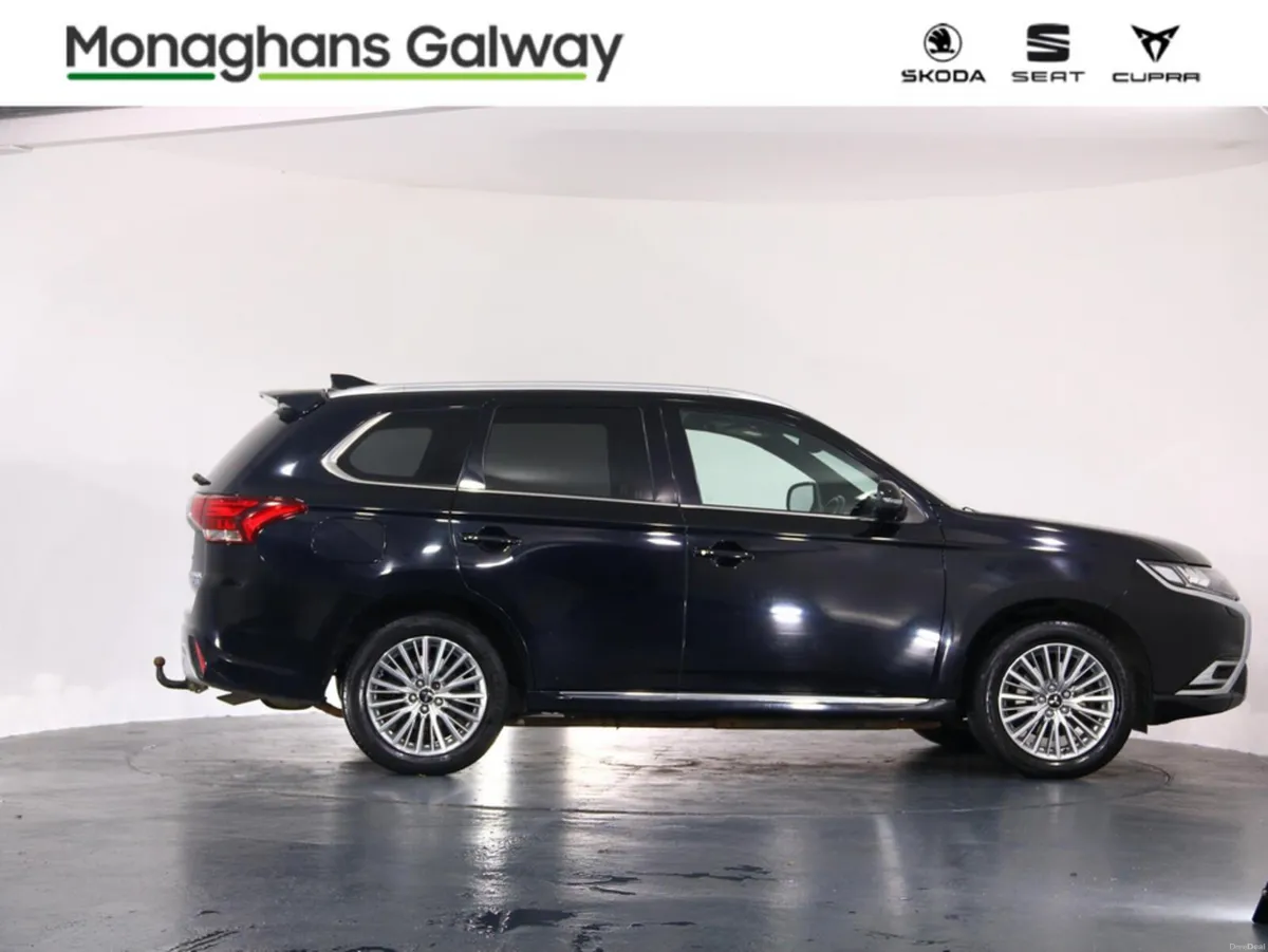 Mitsubishi Outlander 2.0 4H PHEV 200BHP  AUTO PLUG - Image 3