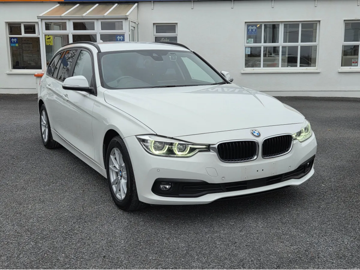 BMW 3-Series 320D SE plus estate auto - Image 2