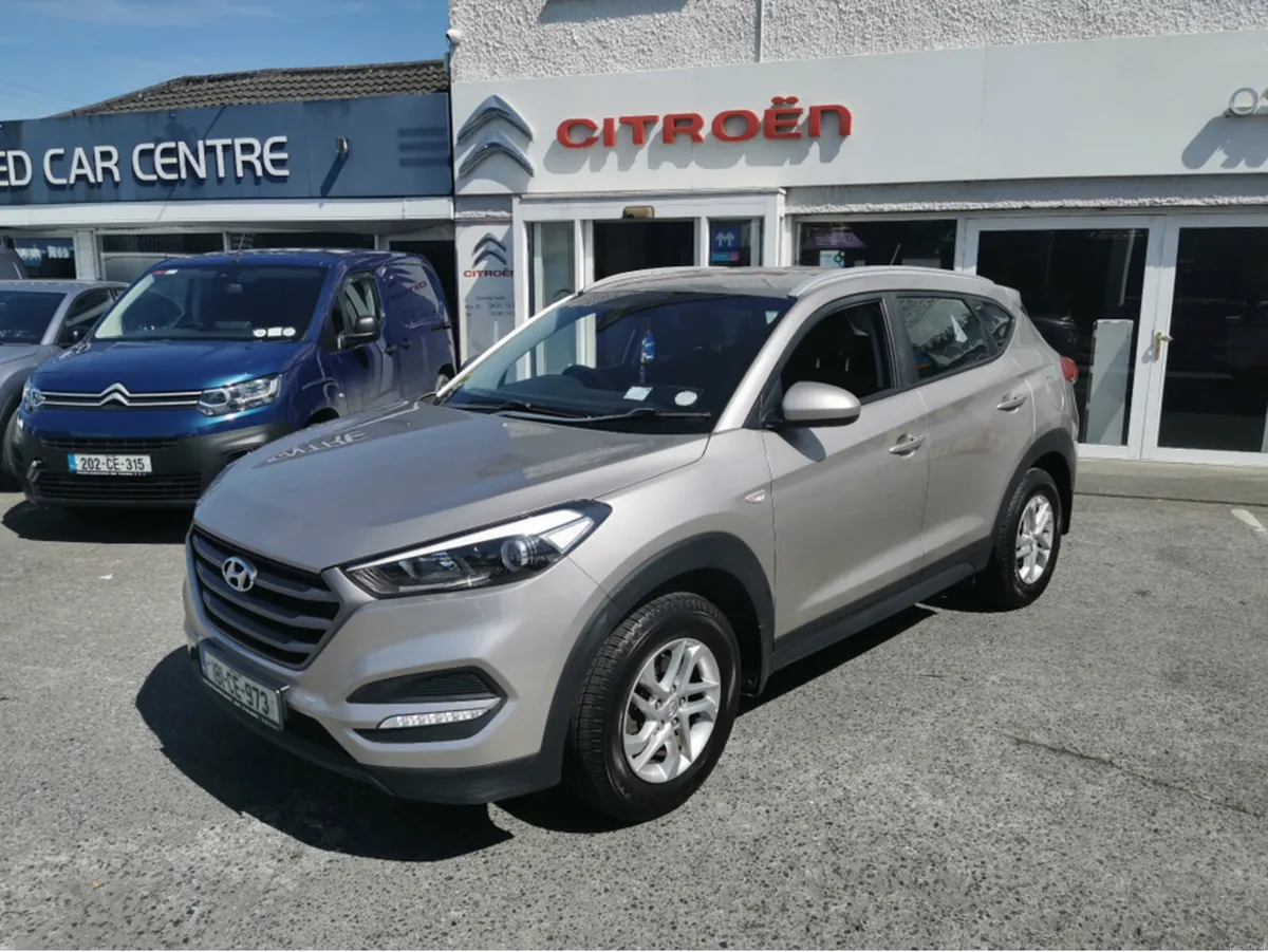 Hyundai Tucson IX35 1.7 COMFORT 5DR - Image 1