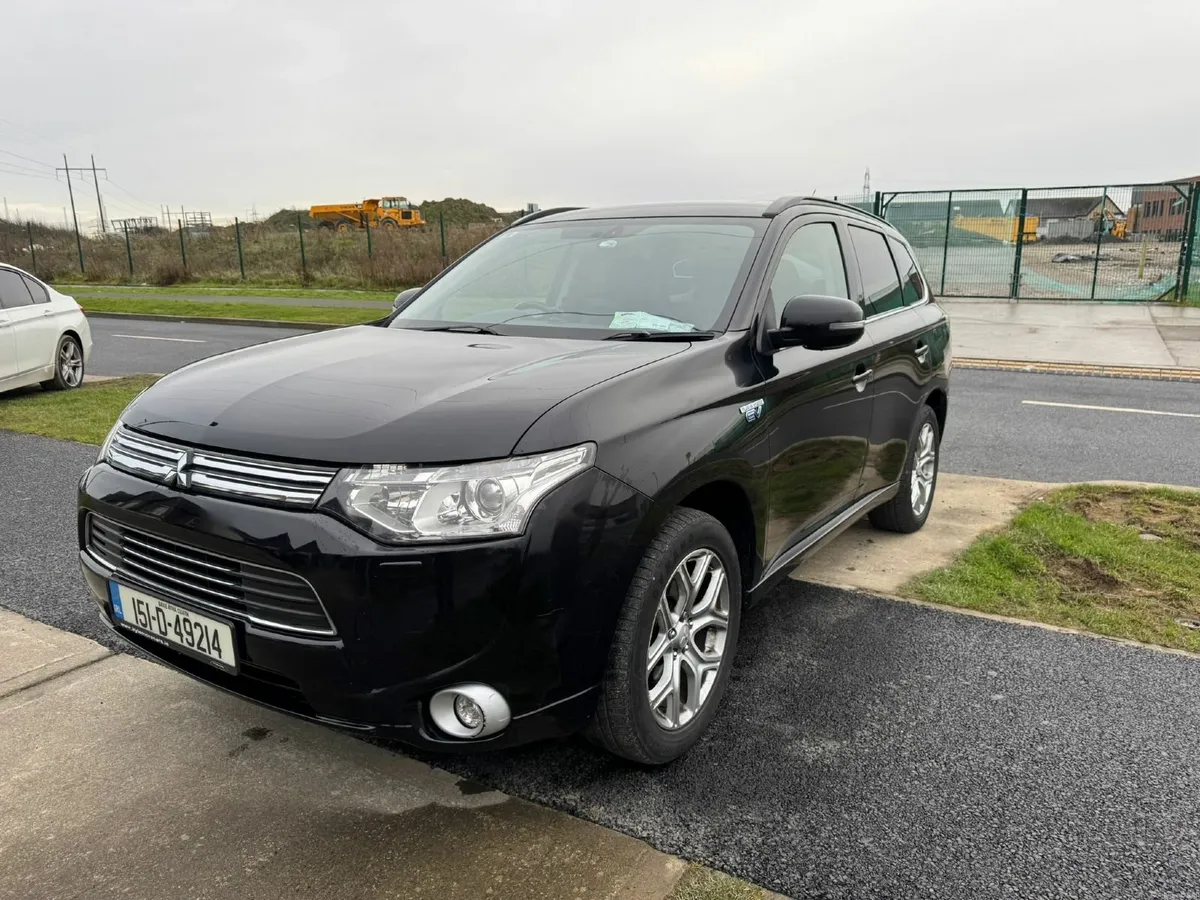 Mitsubishi Outlander 2015 - Image 4