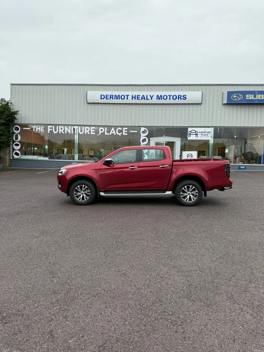 IZUSU D-max . - Image 1