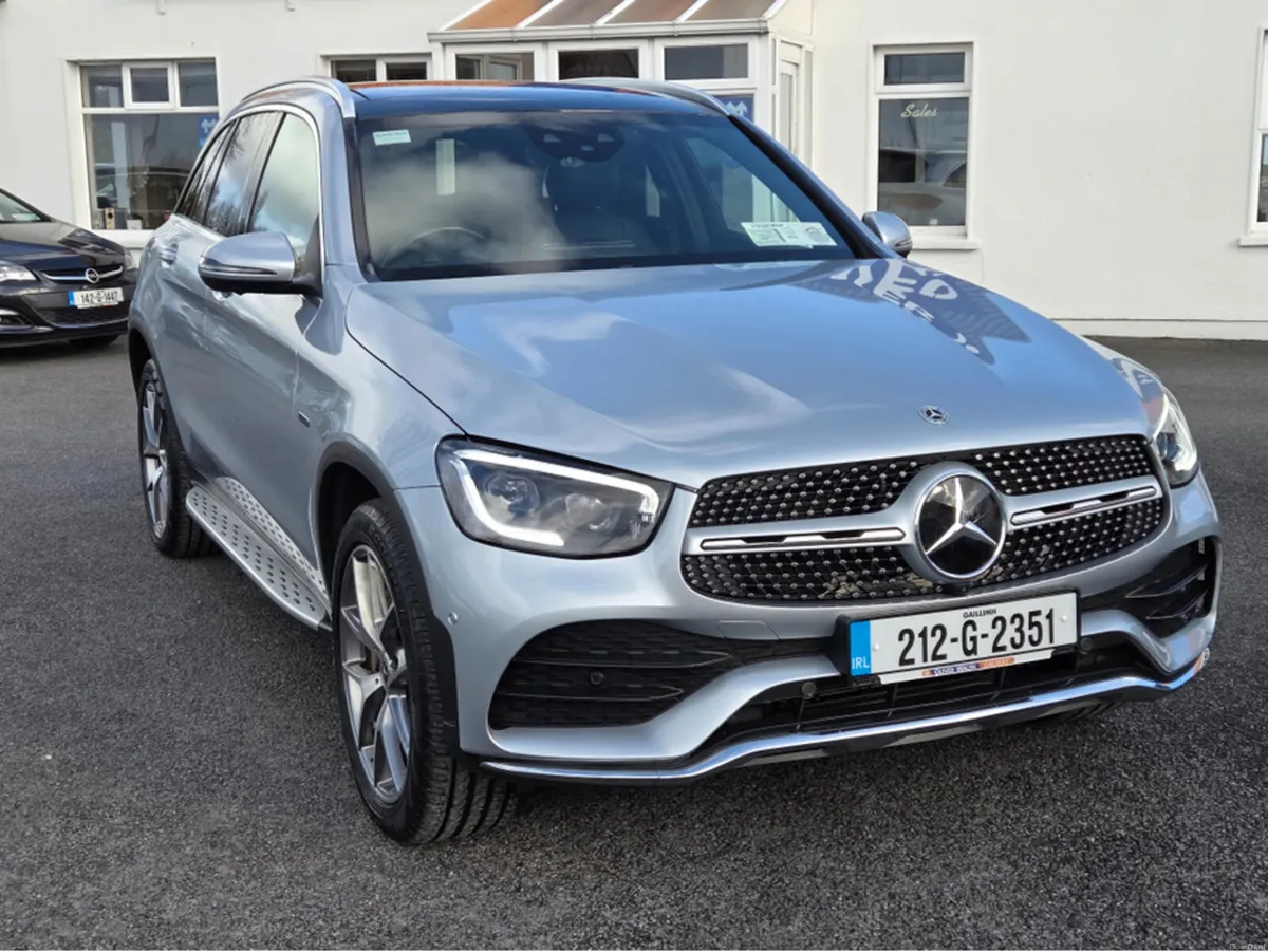 Mercedes-Benz GLC 300 DE AMG LINE PREMIUM PLUS 4M - Image 2