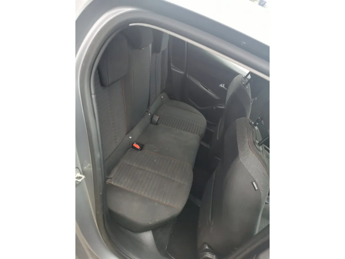 Peugeot 208 ACTIVE 1.5 BLUE HDI 100 4DR - Image 2