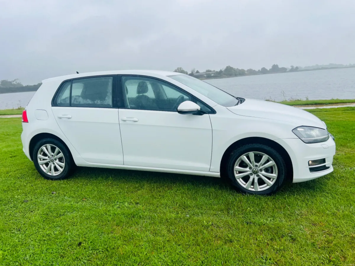 Volkswagen Golf 1.4 HIGHLINE//FINANCE AVAILABLE//C - Image 4