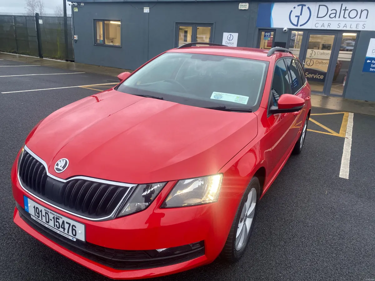 SKODA OCTAVIA ESTATE 1.6 TDI 2019 (191) - Image 1
