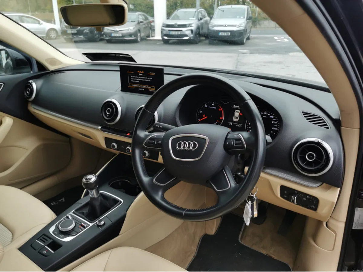 Audi A3 SAL 1.6 TDI 110 SE 4DR - Image 3