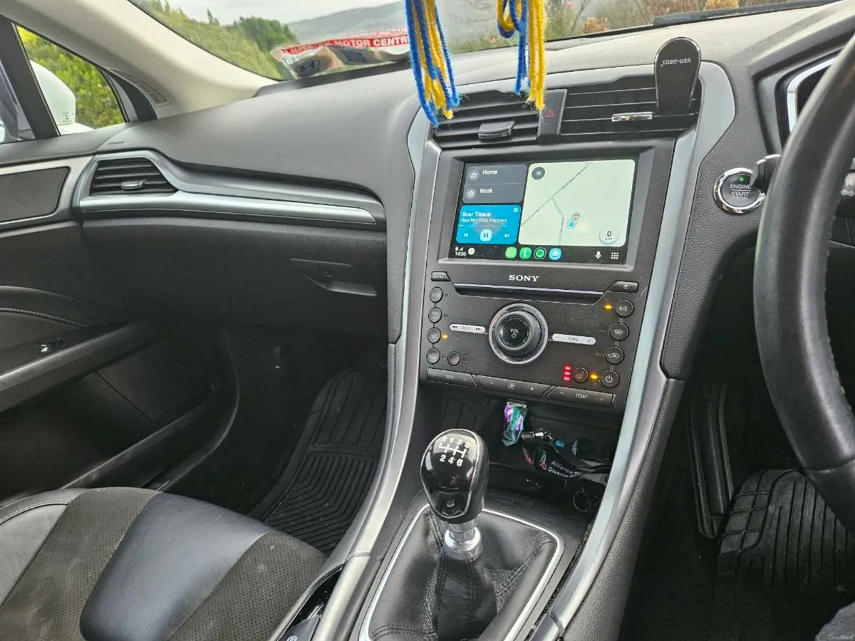 Ford Mondeo Titanium - Image 4