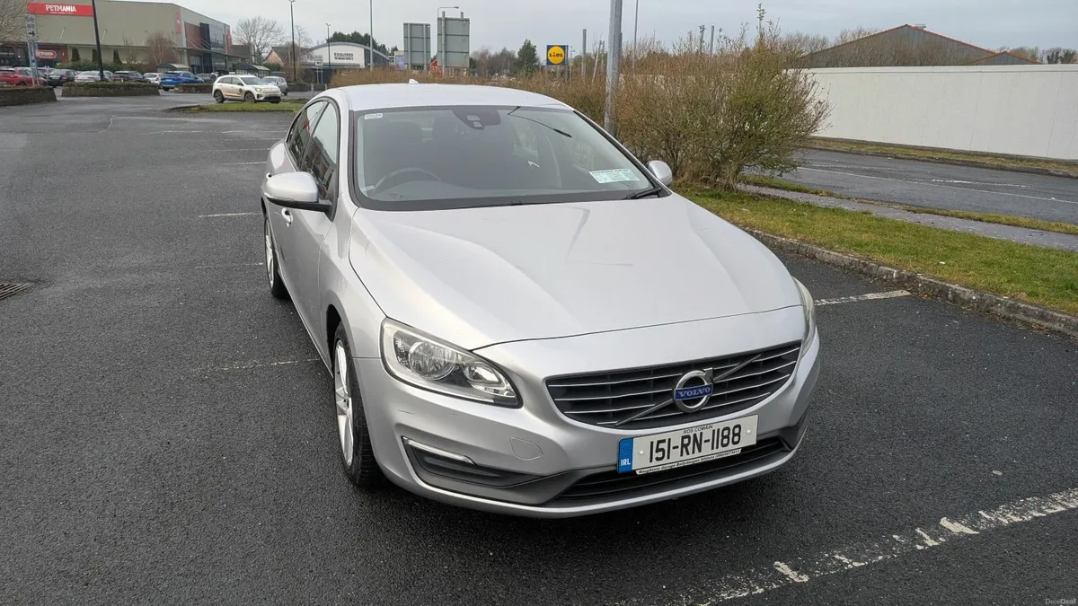 Volvo S60 2015 - Image 1