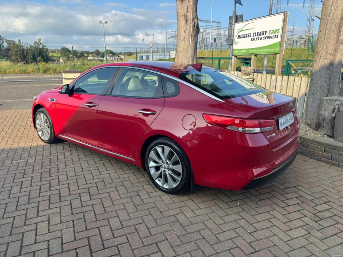 Kia Optima PLATINUM 7 5DR 4DR - Image 4