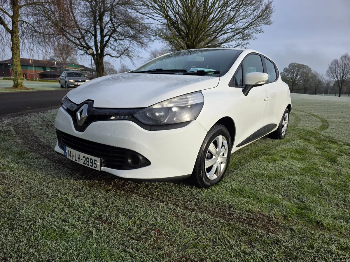 Renault Clio 1.1 petrol ( new NCT today jan20t )!! - Image 2