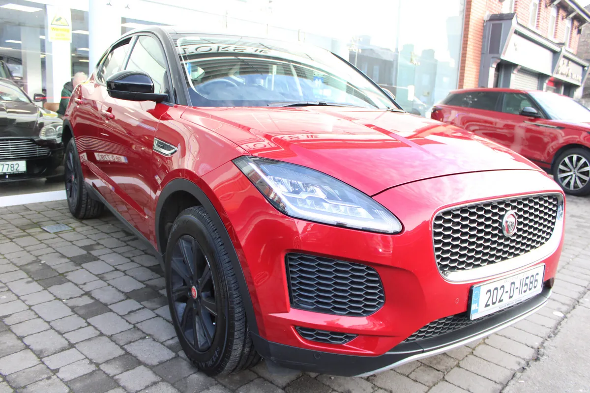 Jaguar E-Pace CHEQUERED FLAG AWD AUTO 2020 - Image 1