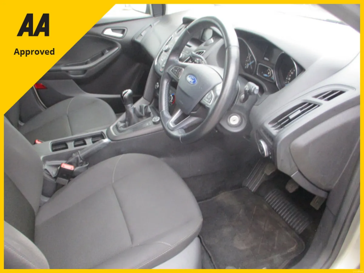 Ford Focus STYLE 1.0 ECOBOOST 100PS FULLY SERVICED - Image 2