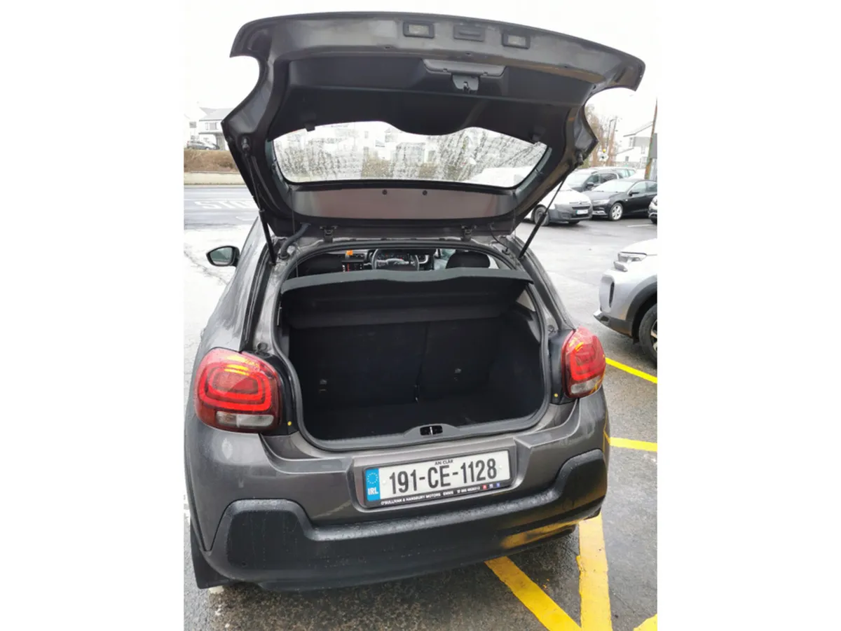 Citroen C3 FEEL EXCLUSIVE PURETECH 68 4DR - Image 3