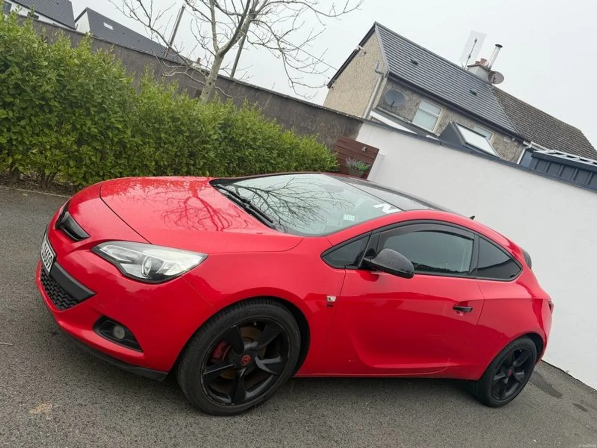 Vauxhall Astra J GTC 1.4 Turbo , High Spec - Image 2