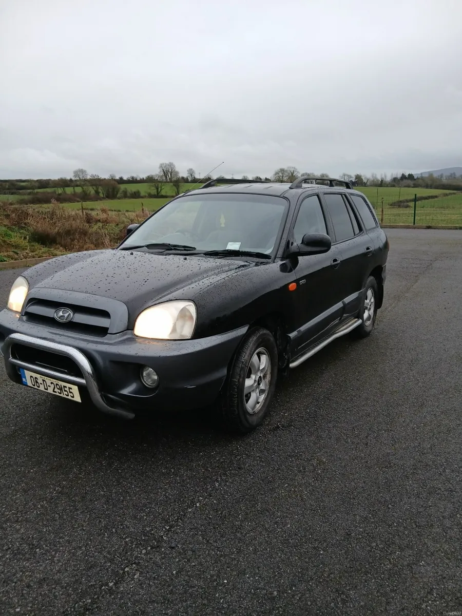 Hyundai Santa Fe 2006 - Image 1