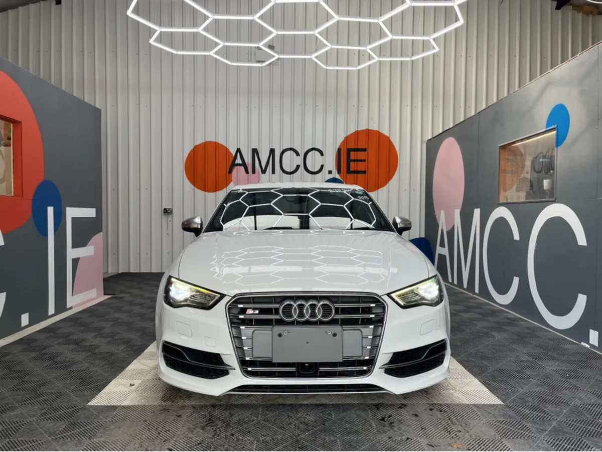 Audi S3 2.0 PETROL / 52k KMs / HEATED SEATS , REVE - Image 2