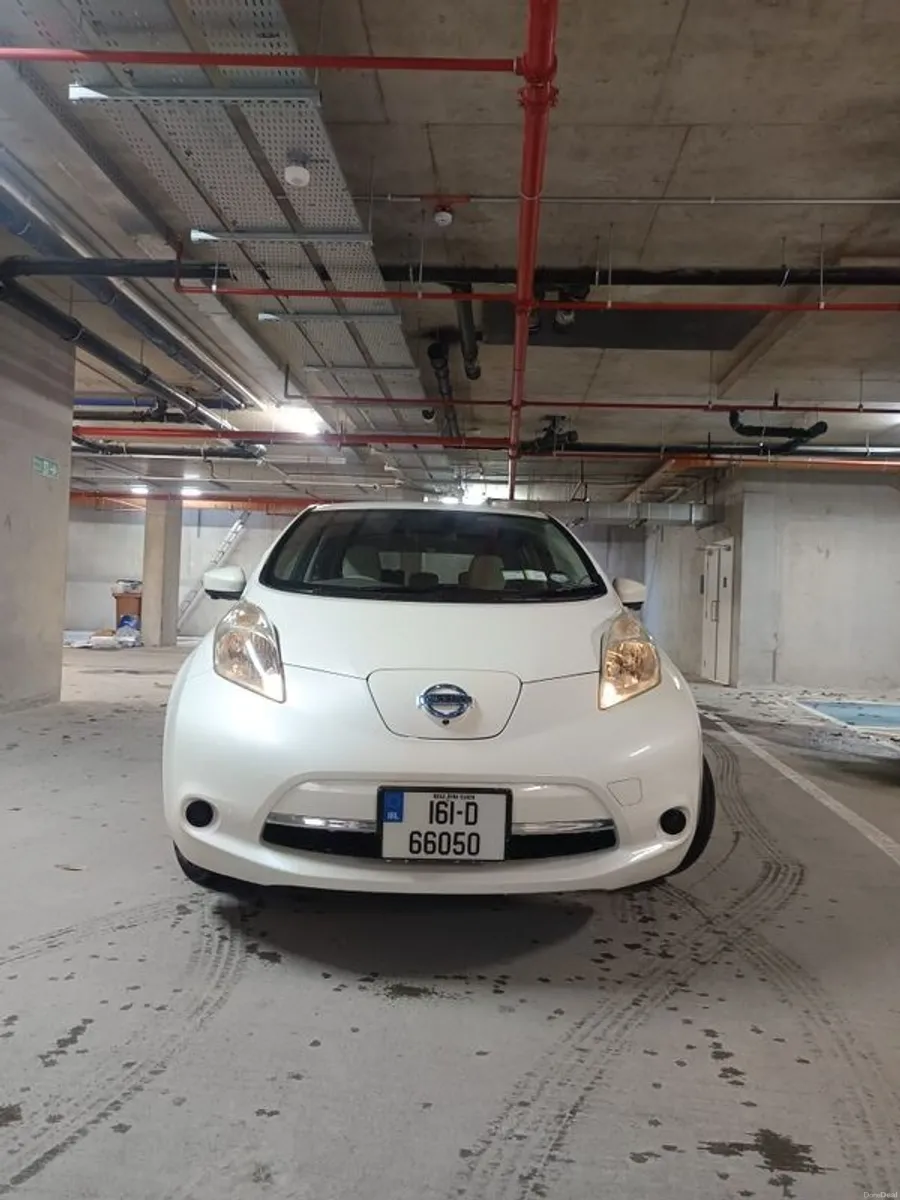 2016 Nissan Leaf 30KWH - Image 4