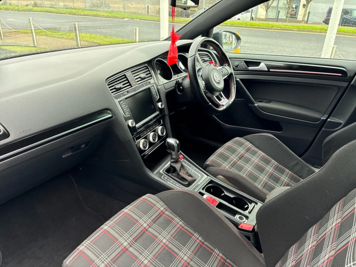 Volkswagen Golf 2.0L GTI Petrol Automatic *Tartan - Image 3