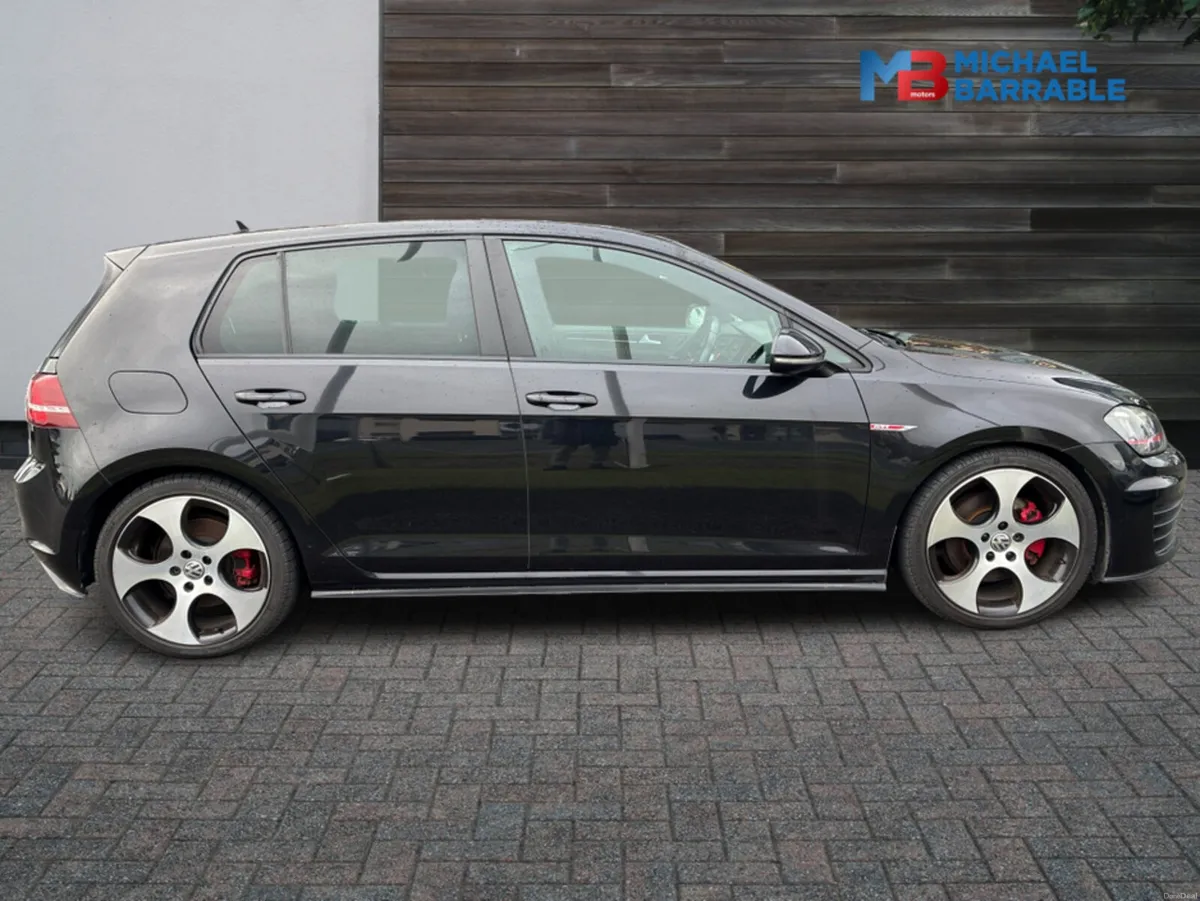 Volkswagen Golf 2.0L GTI Petrol Automatic *Tartan - Image 4
