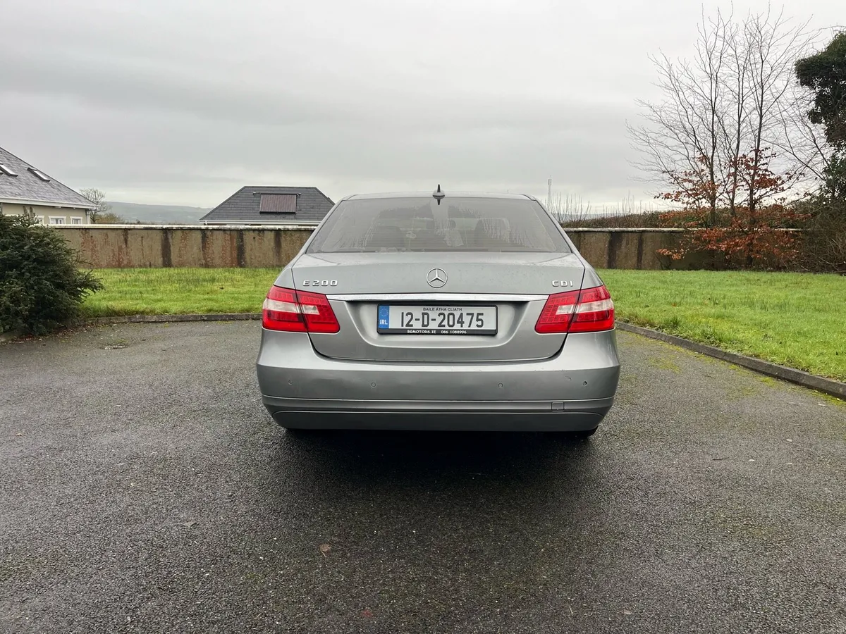 2012 Mercedes E200 CDI - Image 2