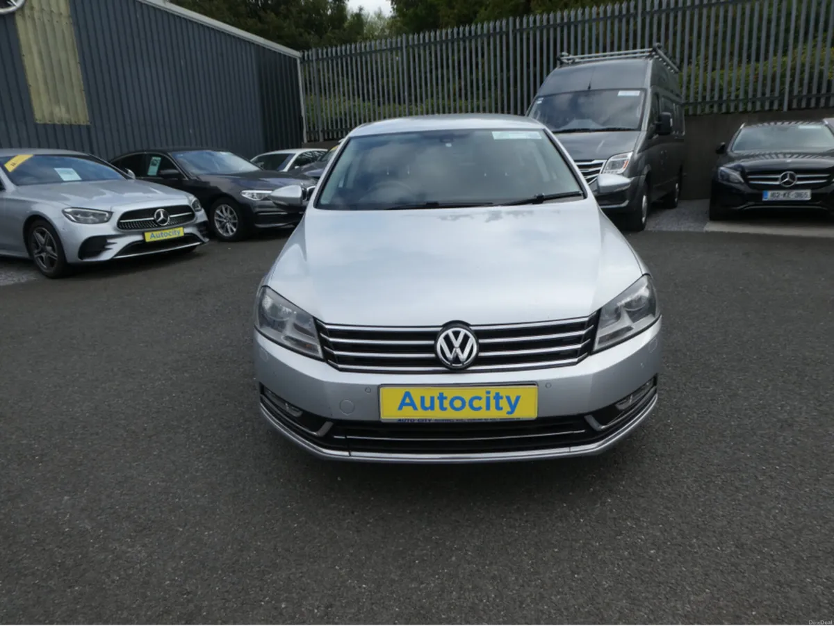 Volkswagen Passat HIGHLINE 1.6 TDI MANUAL 6SPEED F - Image 2