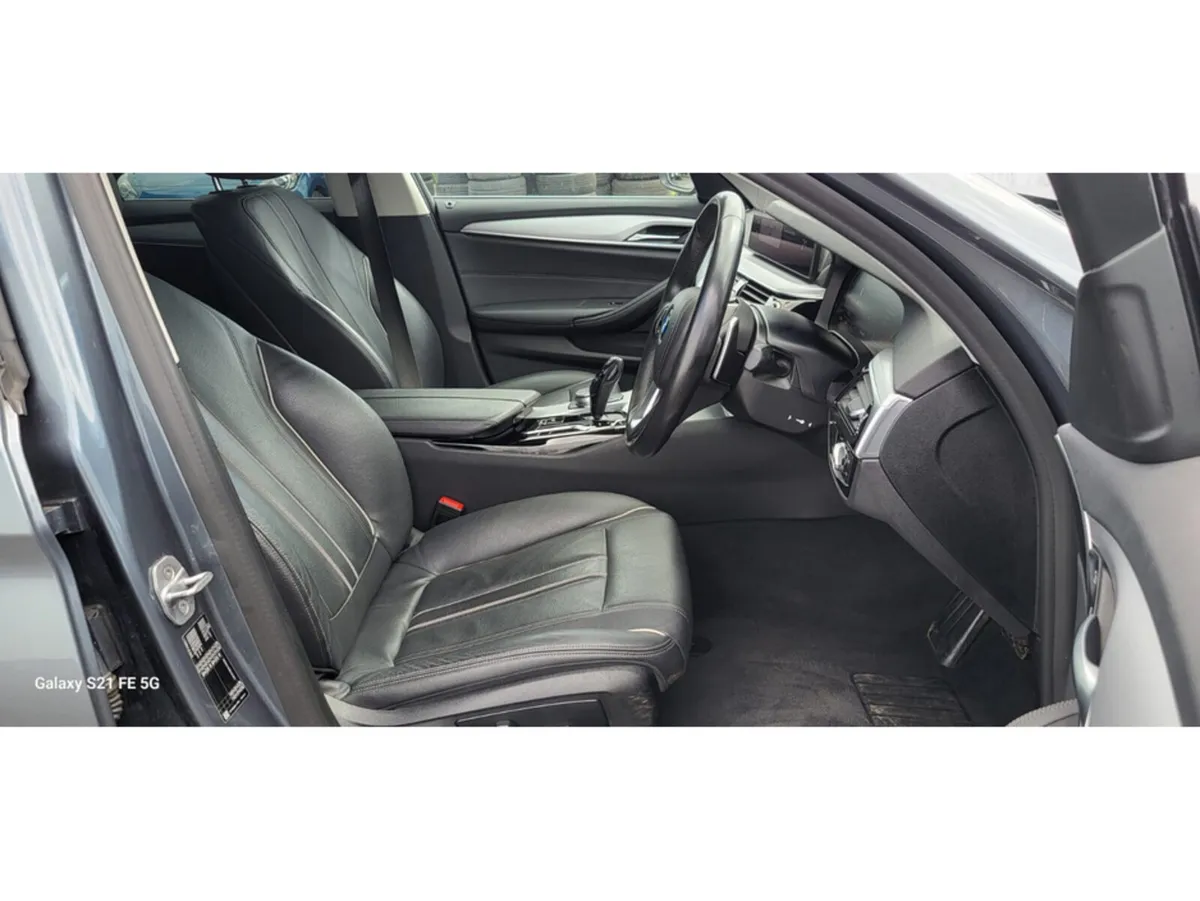 BMW 5-Series AS PLUS MHEV AUTO - Image 5