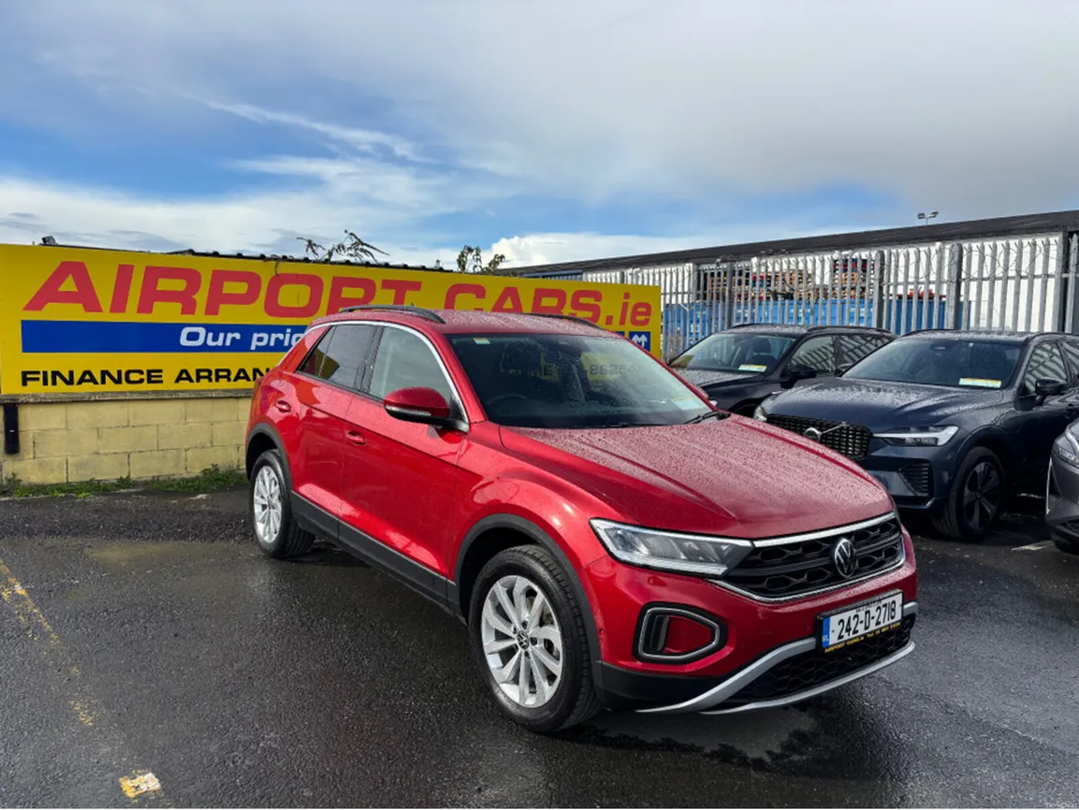 Volkswagen T-Roc LIF PLUS1.0TSI MANUAL 6SPEED FWD - Image 1