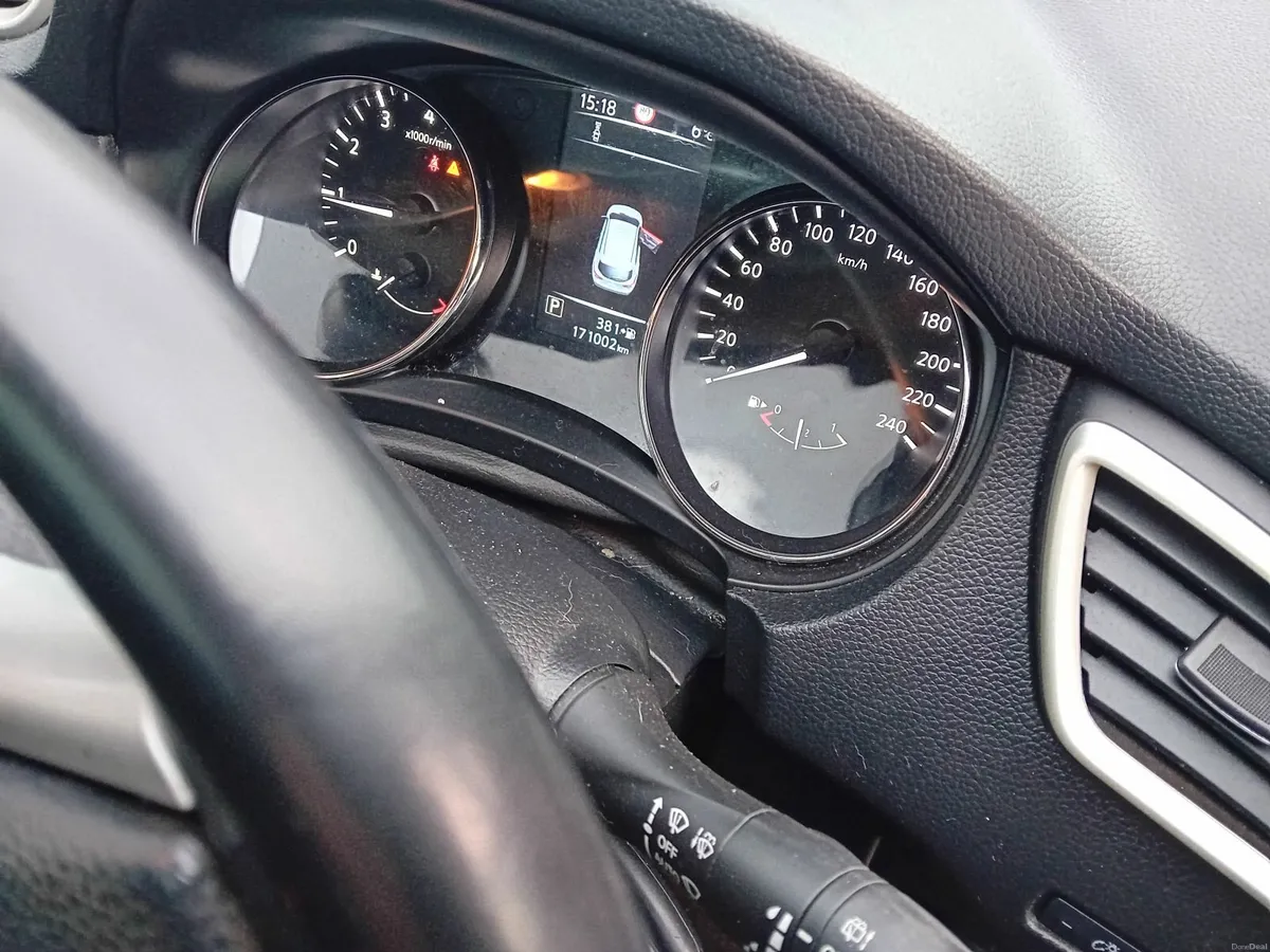 Nissan Qashqai 2016 - Image 2