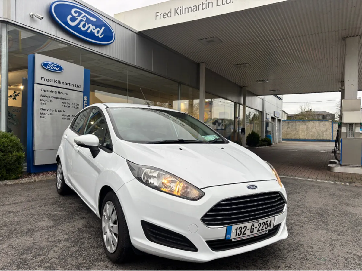 Ford Fiesta 1.25 STYLE 60BHP 5DR ARGENTO - Image 1