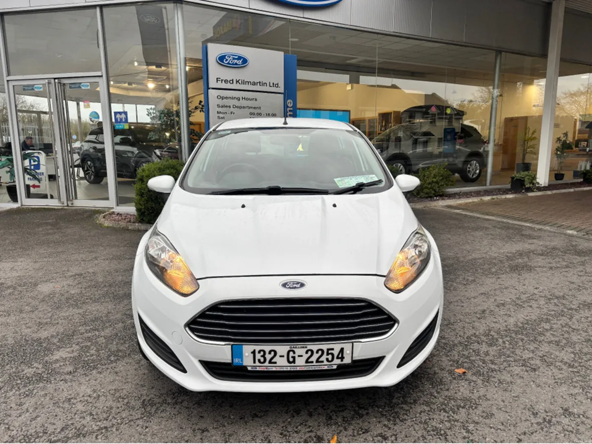Ford Fiesta 1.25 STYLE 60BHP 5DR ARGENTO - Image 2