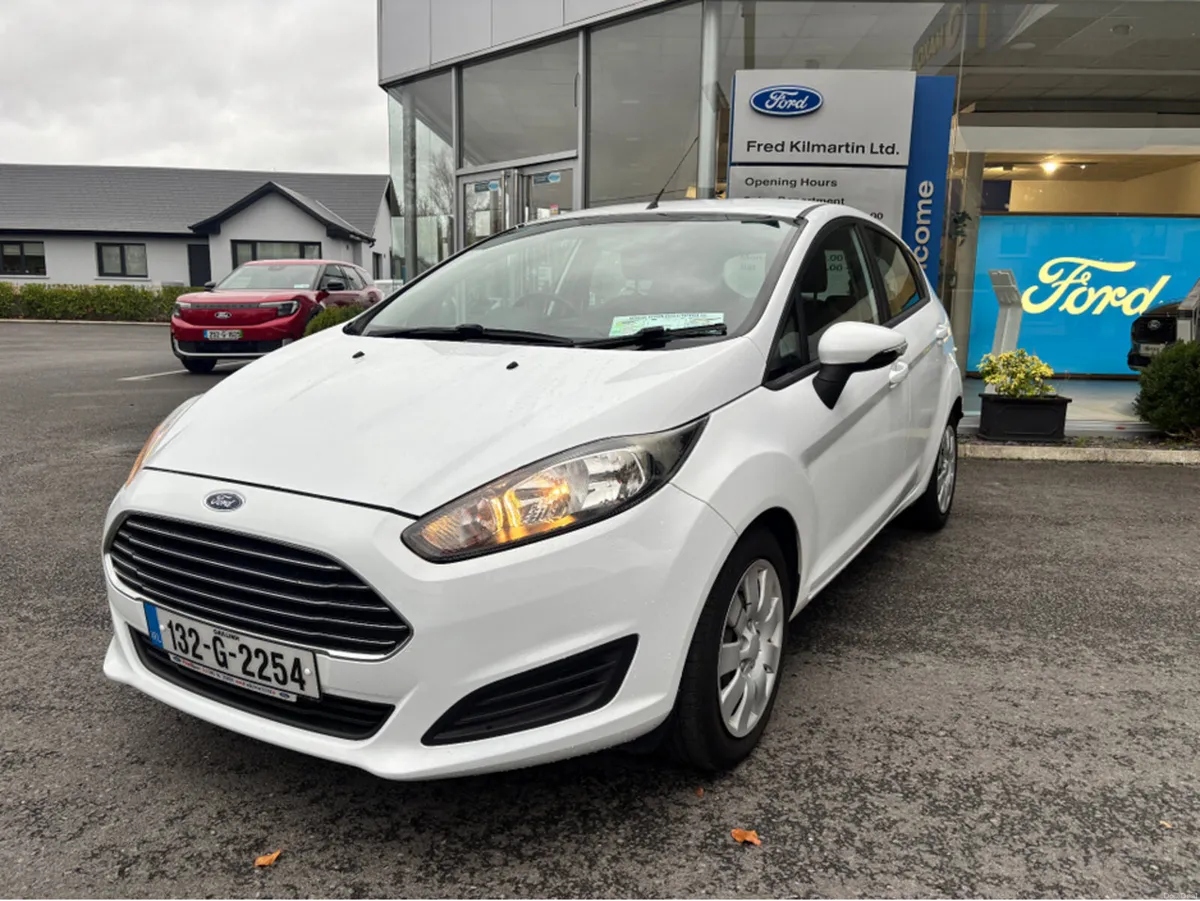 Ford Fiesta 1.25 STYLE 60BHP 5DR ARGENTO - Image 4
