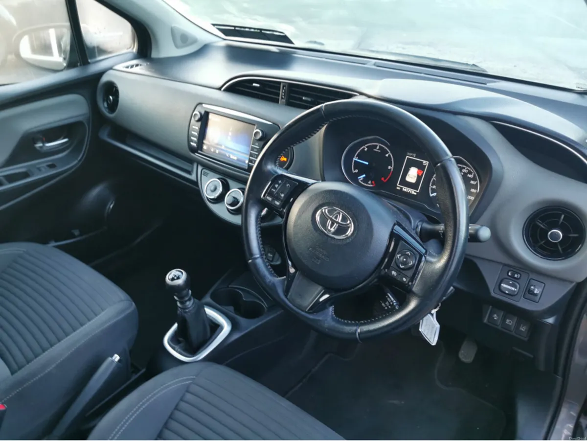 Toyota Yaris 1.4 D-4D LUNA 4DR  ////  SOLD   //// - Image 3