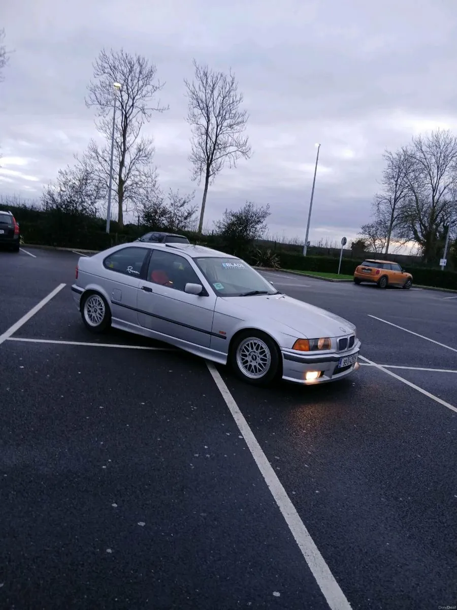 BMW e36 compact FRESH TEST - Image 1
