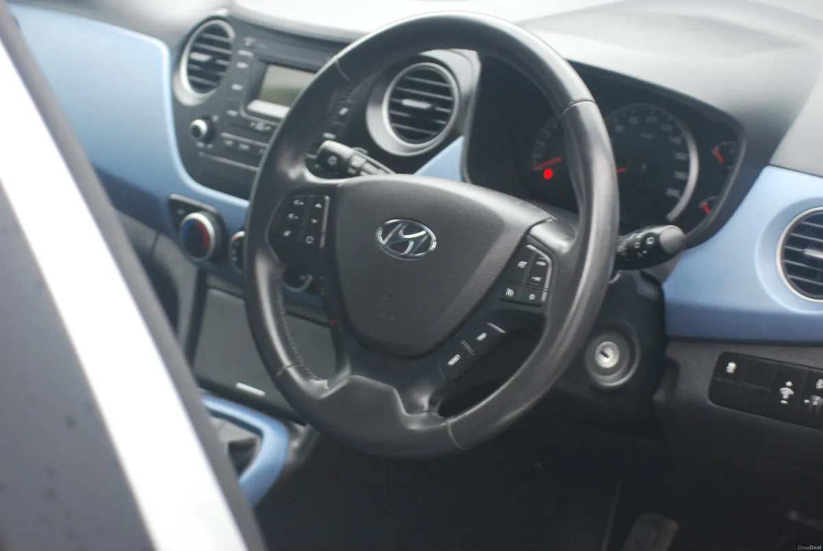 Hyundai i10 2018 Deluxe 1.0 - Image 3