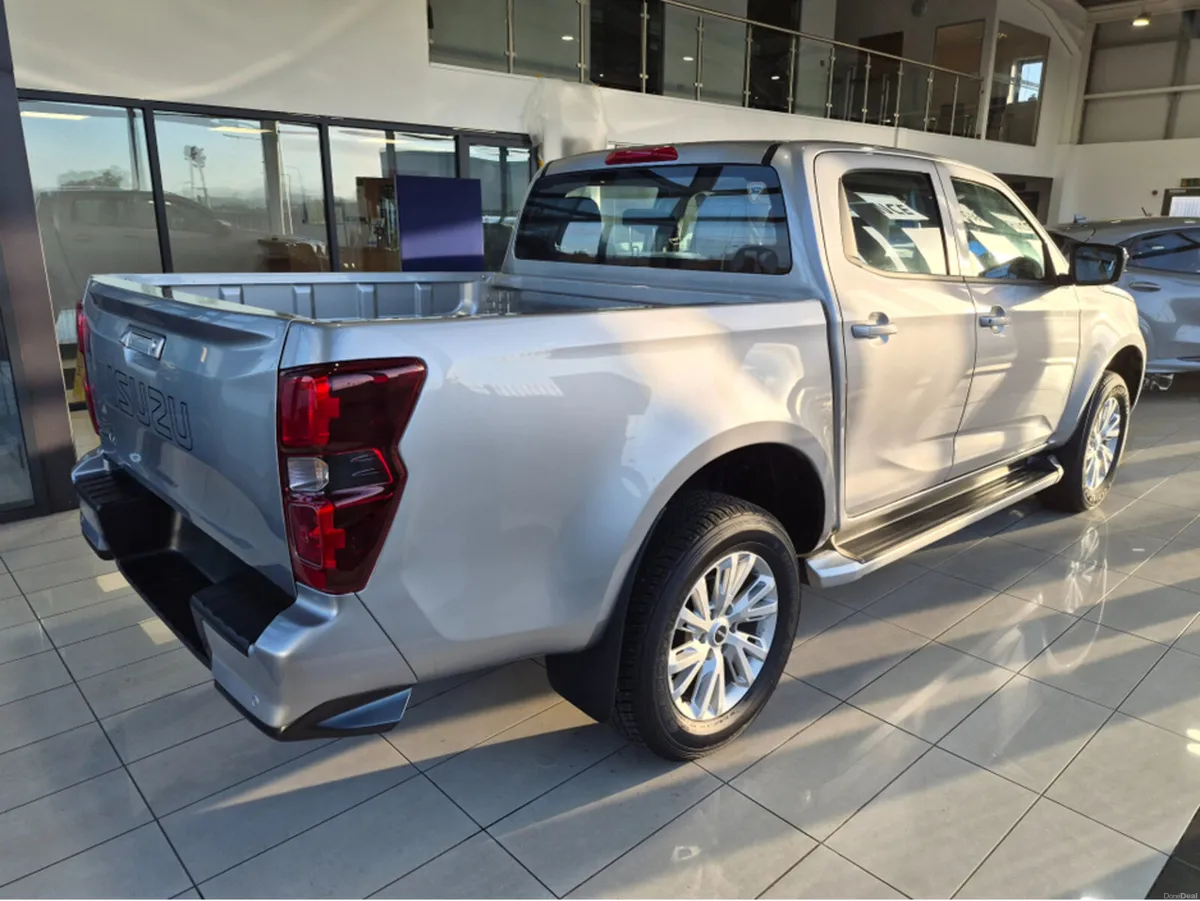 Isuzu D-Max L AUTO - Image 3