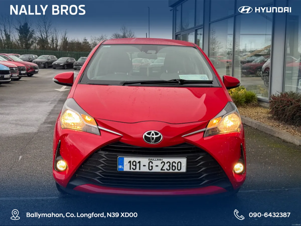 Toyota Yaris 1.0 LUNA 4DR - Image 2