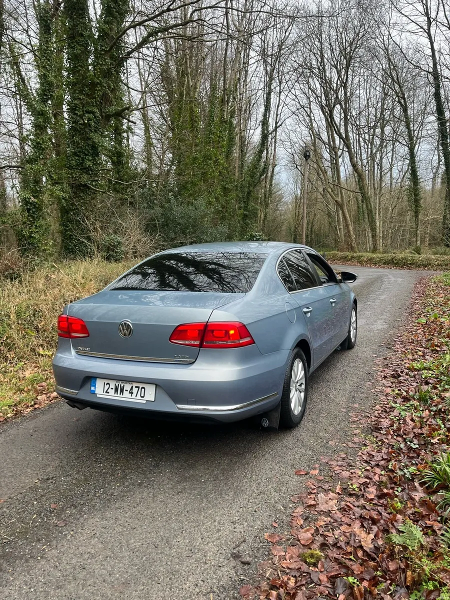 Volkswagen Passat - Image 4