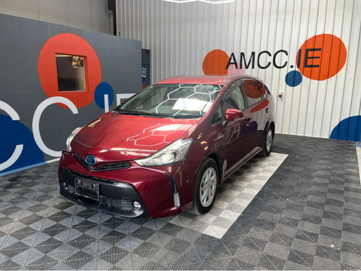 Toyota Prius 1.8 HYRBID / 76k KMs / REVERSE CAMERA - Image 3