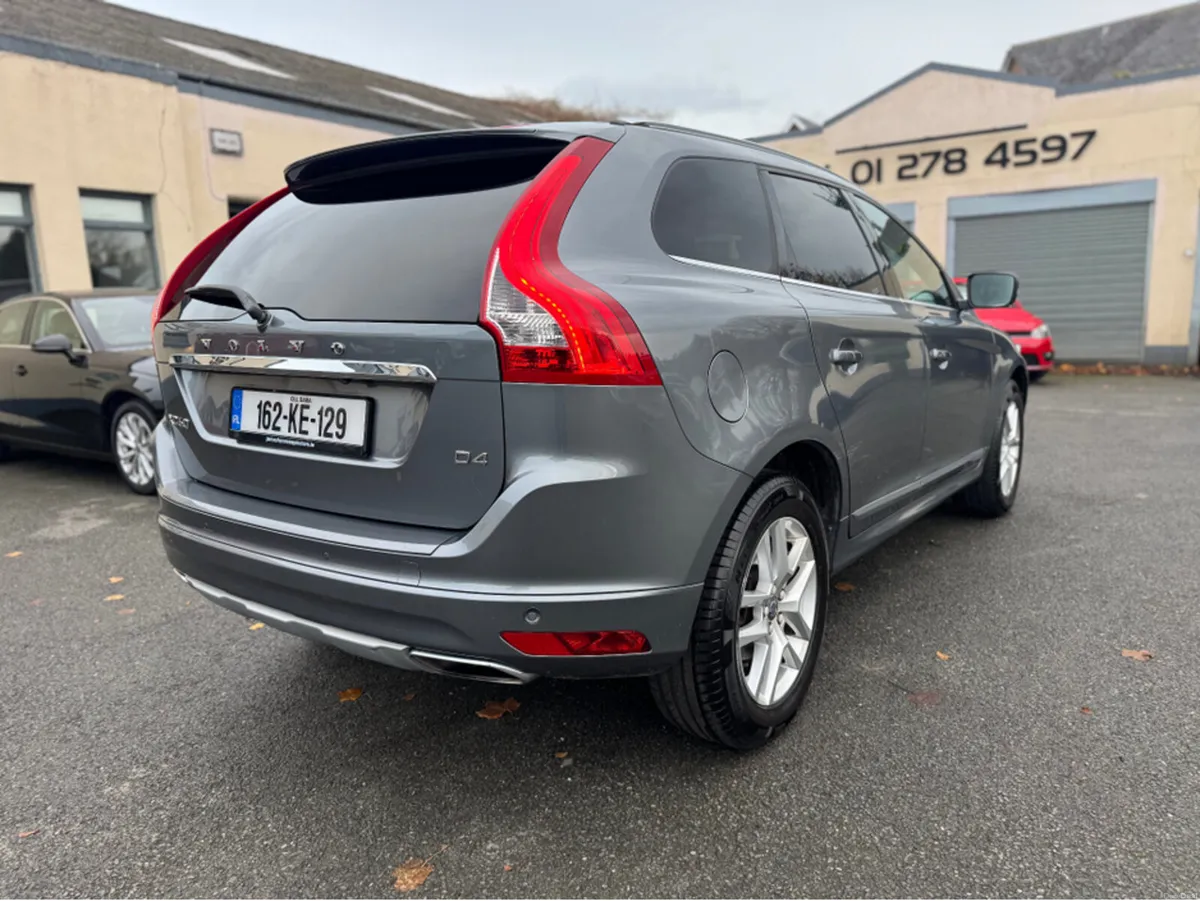 Volvo XC60 D4 FWD SE LUXURY 5DR - Image 4