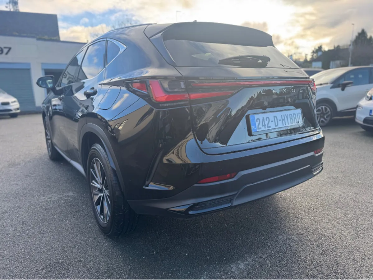 Lexus NX NX450H PREMIUM PHEV AWD - Image 3