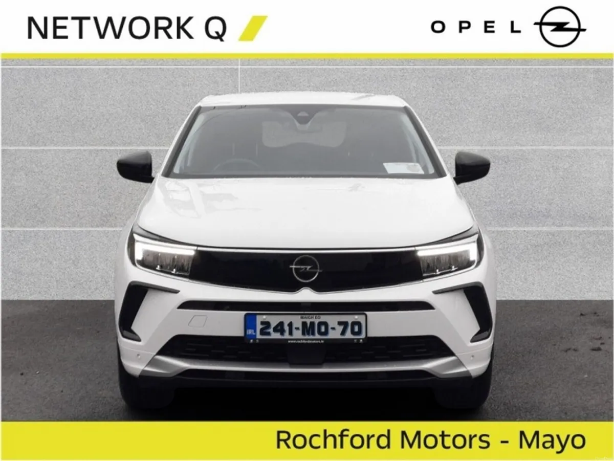Opel Grandland X Elegance 1.2 130PS  Auto  *** LIK - Image 2