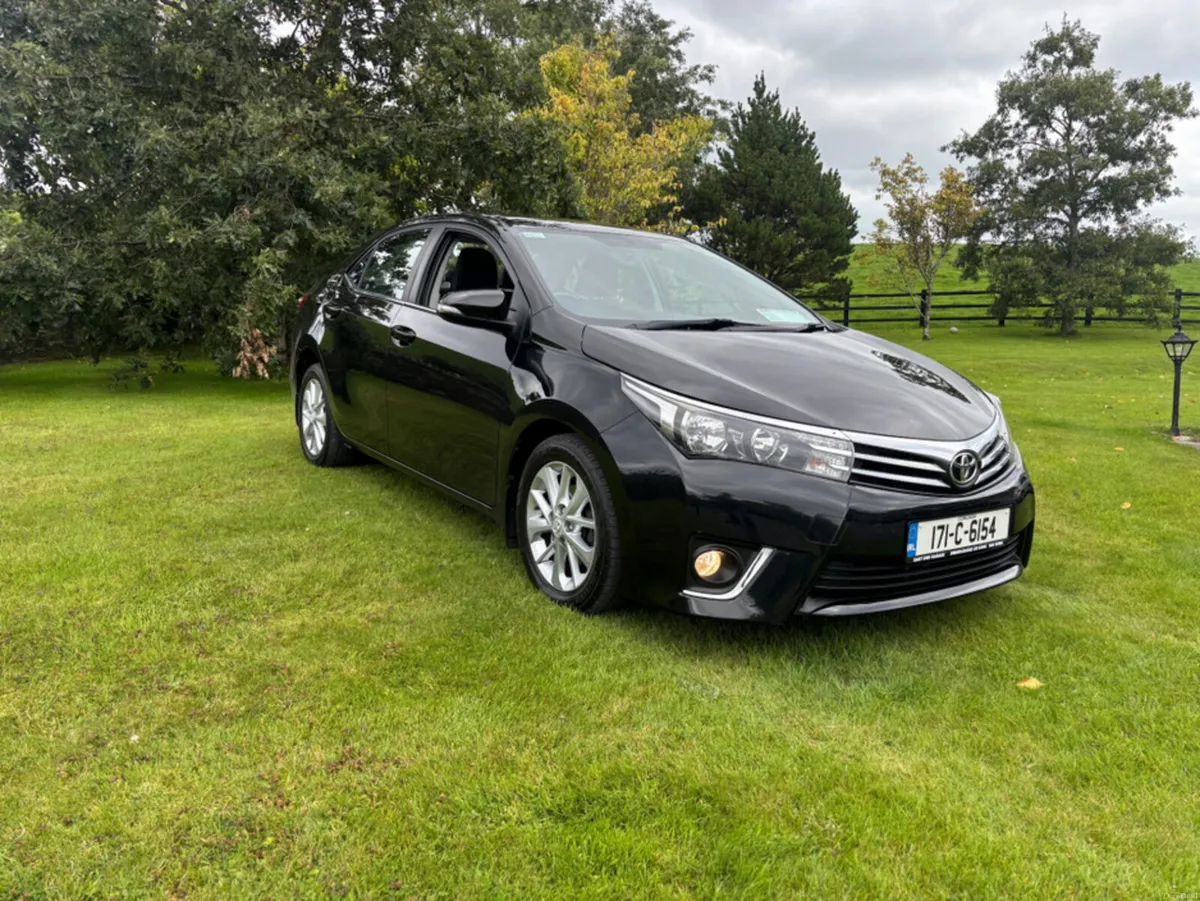 Toyota Corolla 1.4 D-4D LUNA 4DR - Image 1