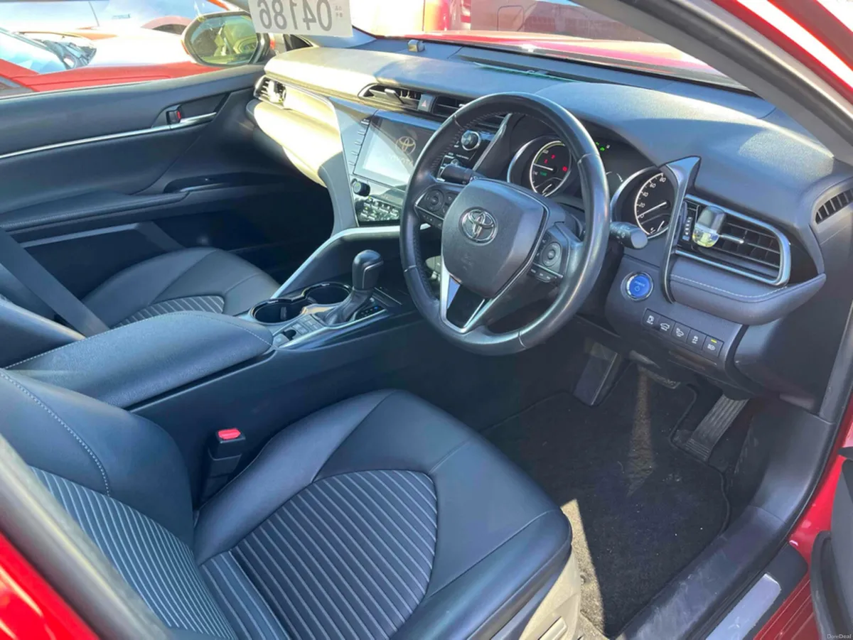 Toyota Camry 2019 CAMRY COMING SOON TO STOCK 1/2 L - Image 3