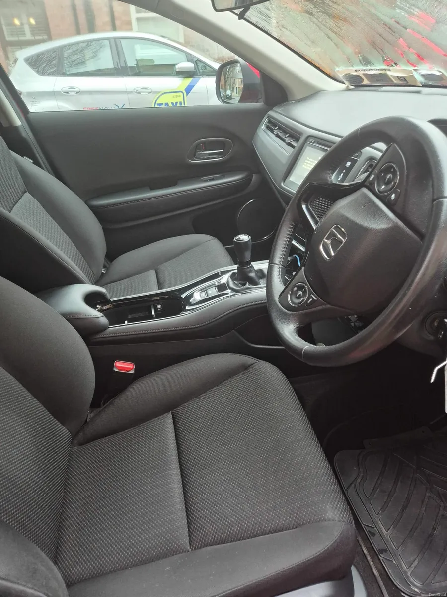 Honda HR-V 2017 - Image 3