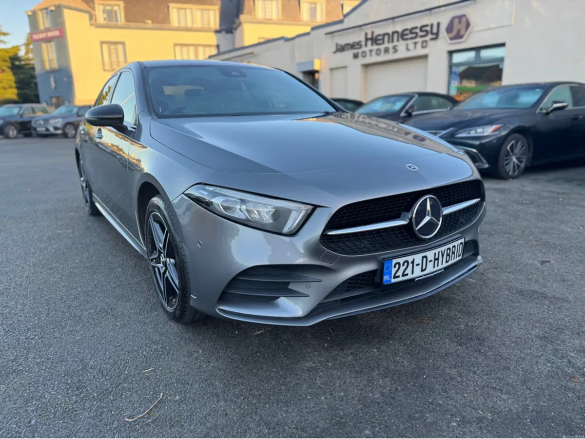 Mercedes-Benz A-Class A250 AMG LINE ED EXECUTIVE E - Image 1