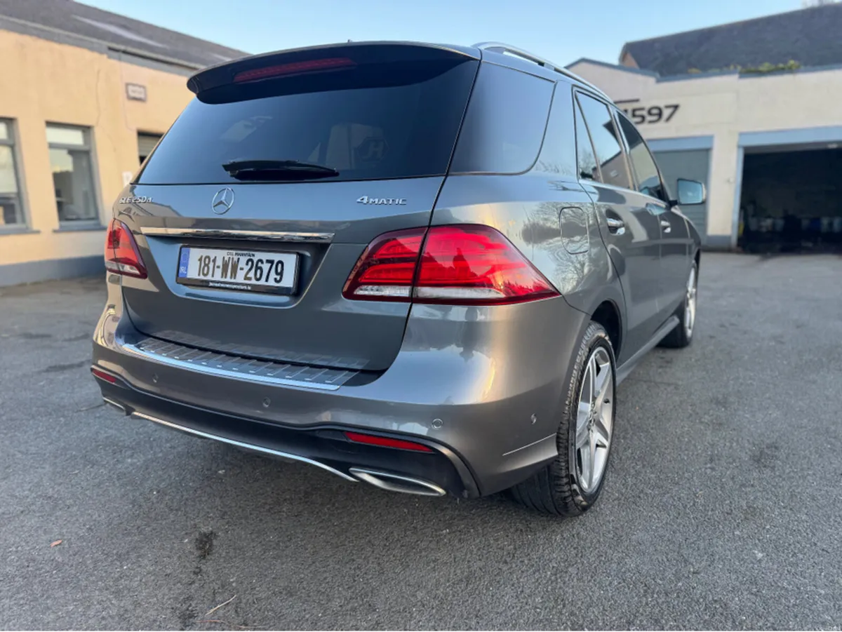 Mercedes-Benz GLE GLE250D 4MATIC AMG LINE AUTO - Image 4