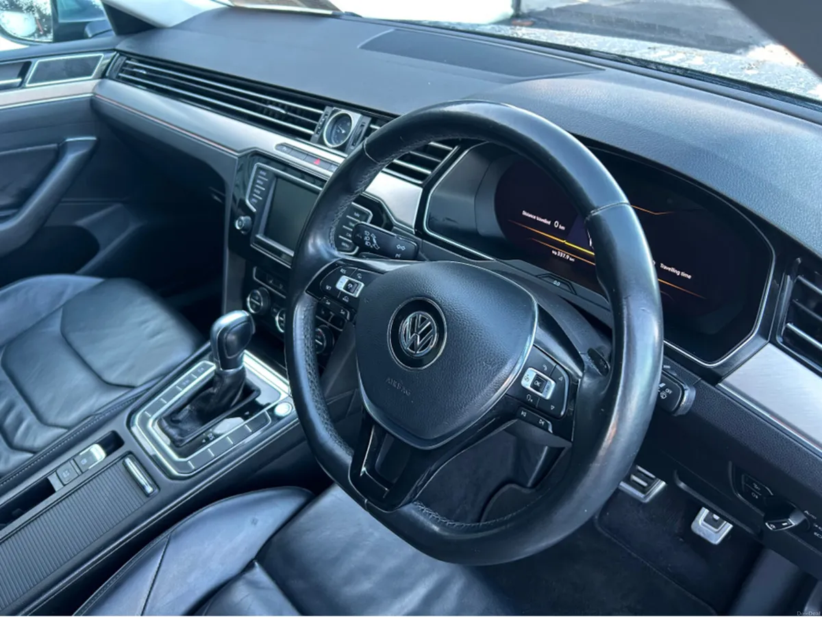 Volkswagen Arteon 2.0 TDI ELEGANCE 150 4DR AUTO 15 - Image 4