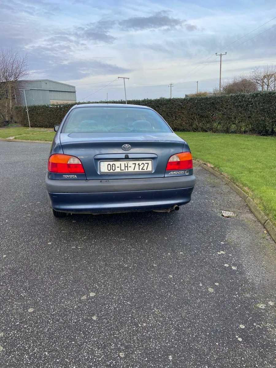 Toyota Avensis - Image 2