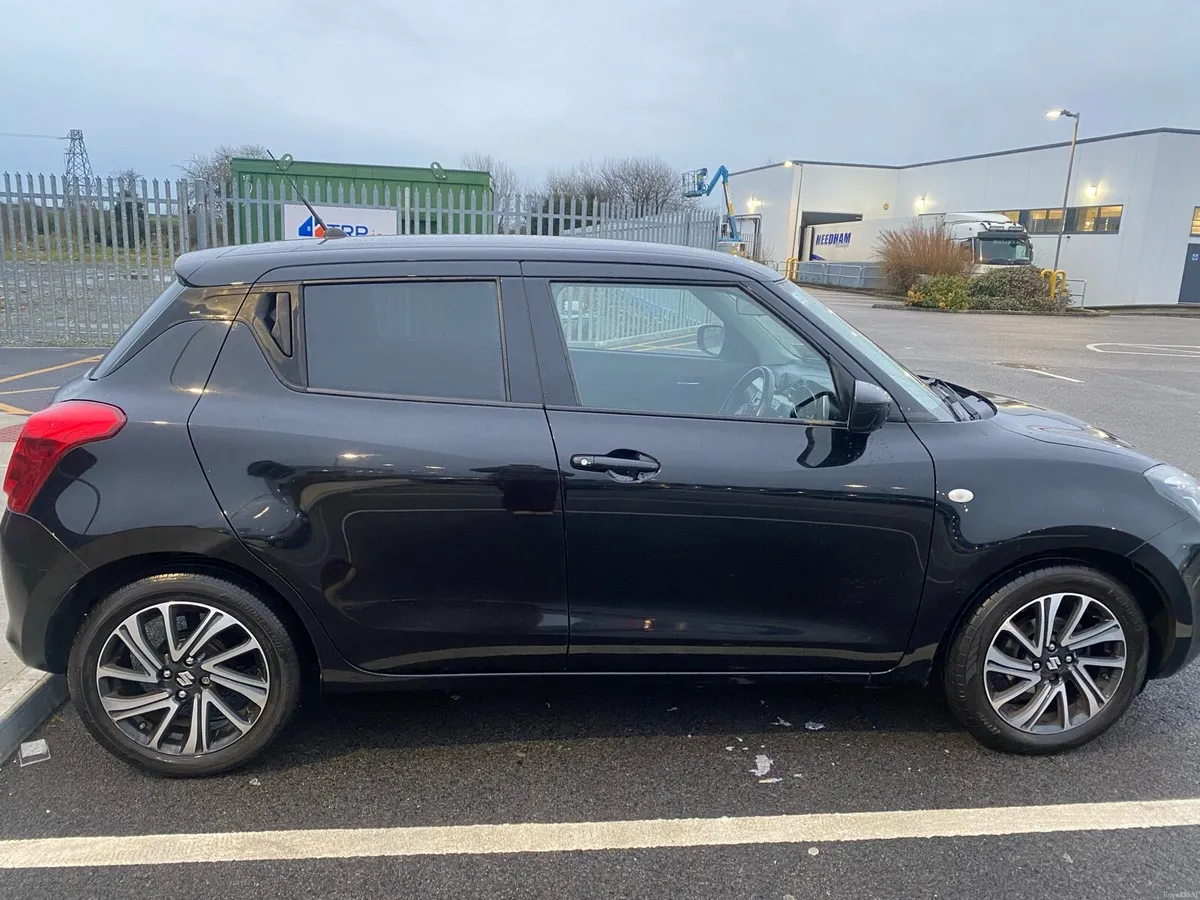 Suzuki Swift 2021 - Image 4