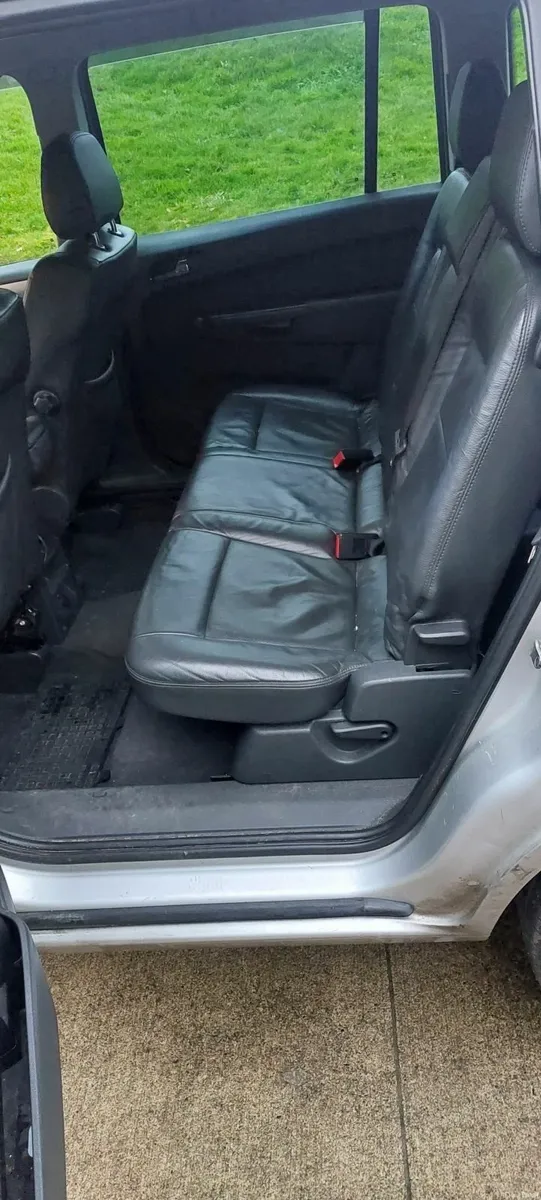 Vauxhall Zafira 2011 - Image 3